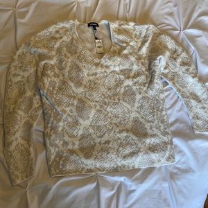 Super soft and beautiful snake print sweater